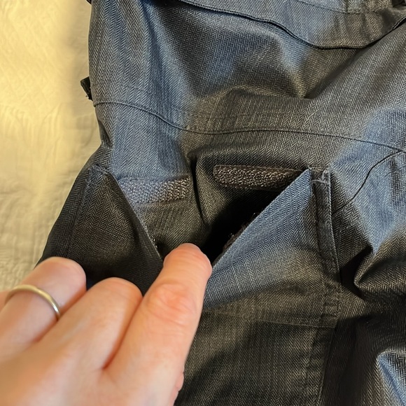 Volcom snowpants, modern straight fit, darl charcoal grey, S - Picture 13 of 13